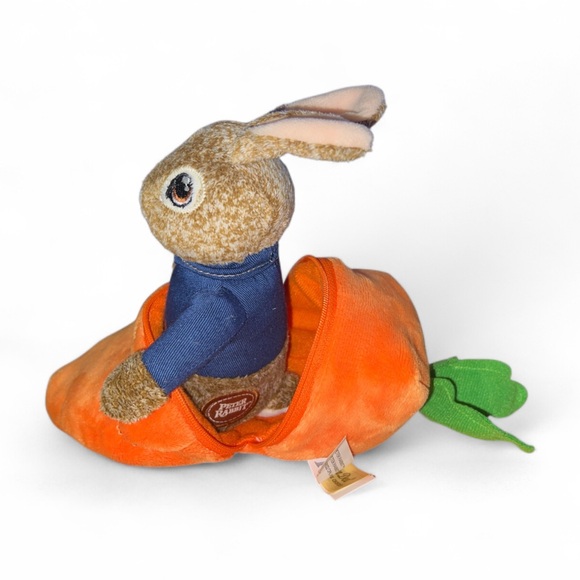 Dan Dee Peter Rabbit 2 Movie Flopsy Plush 7” In Zippered Carrot 2022 - Picture 2 of 6